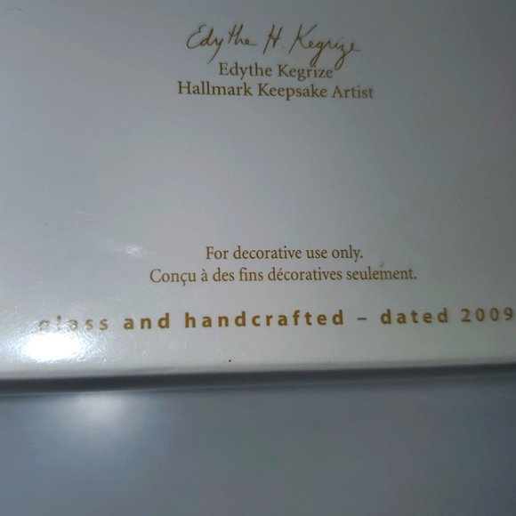 Hallmark 2009 The Winter Wreath Boxed Glass Ornament Cardinal Bird - Picture 6 of 7